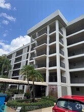 Building Photo - 3000 S Course Dr