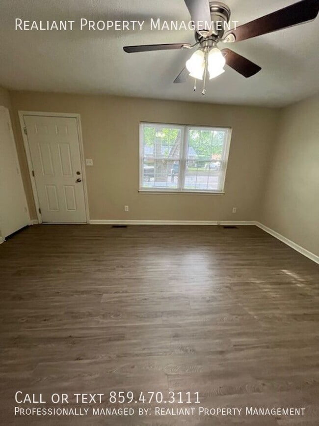 Building Photo - 233 Shreveport Dr