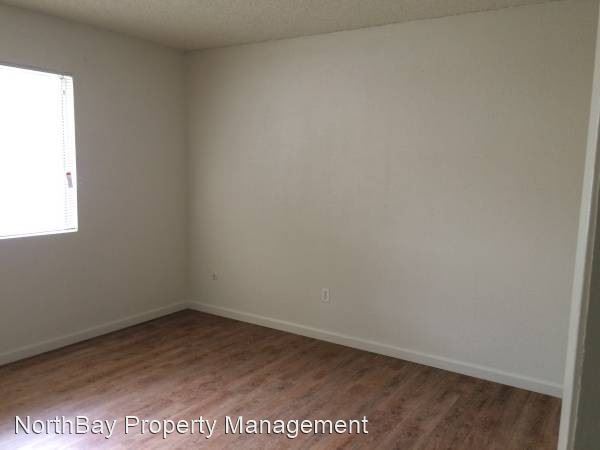 Foto del edificio - 2 br, 1 bath Apartment - 2435 Bethards Dr