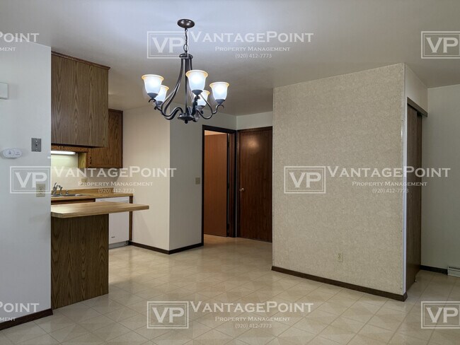 Foto del edificio - 1630 N Whitney Dr
