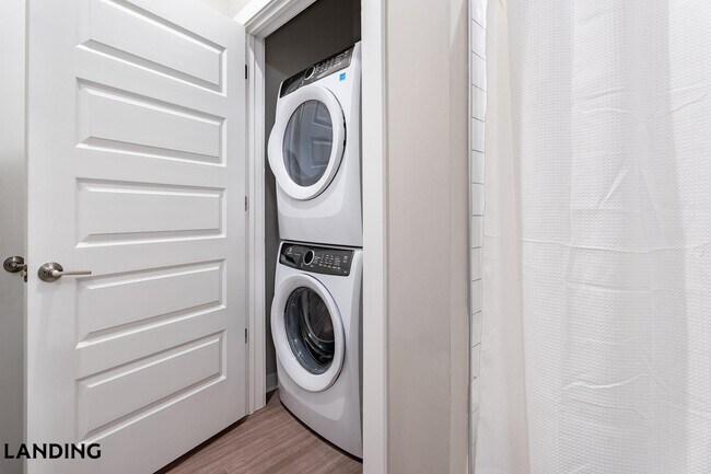 Foto del edificio - 301 Passage Way