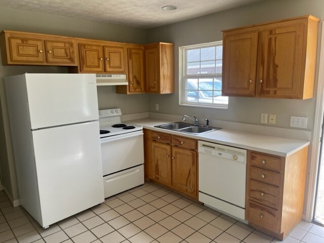 Foto del edificio - 720 Forrest Park Dr