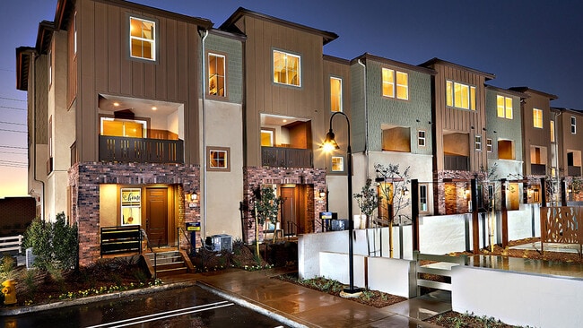 Foto del edificio - 7448 Solstice Pl