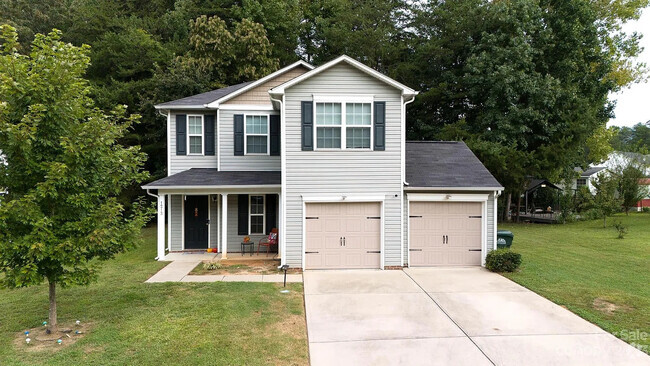 Room in House on Salvadore Ct