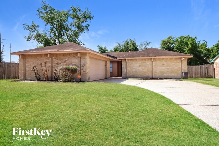 Primary Photo - 8634 Huntermoor Cir