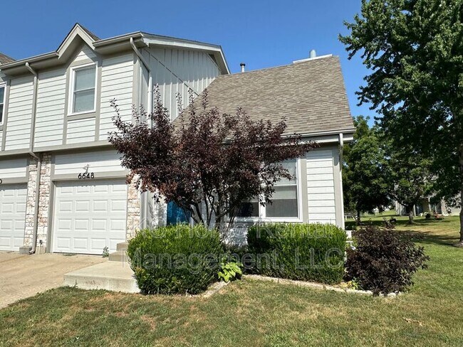 Foto del edificio - 6648 W 152nd St