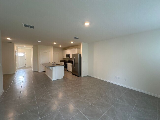 Foto del edificio - 3BR/2.5BA Bliss: Your Brand-New Retreat at...