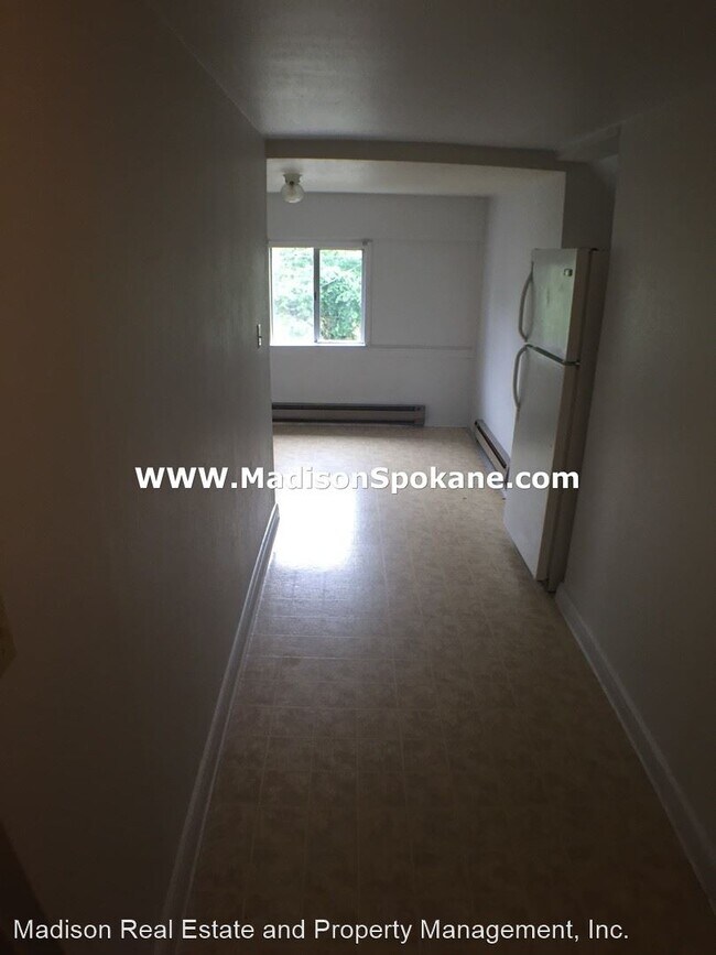 Foto del edificio - 1317 W Augusta Ave
