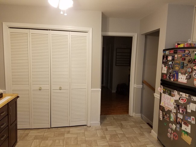 Foto del edificio - 4001 Pickwick Dr