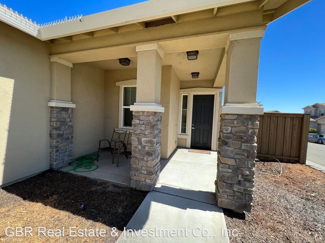 Primary Photo - 3 br, 2 bath House - 300 Dry Creek Road