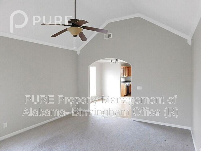 Building Photo - 40 Village Springs Cove