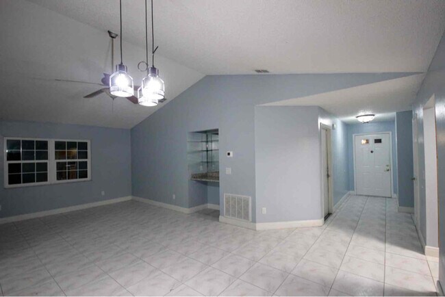 Foto del edificio - 125 Cranfield Ct