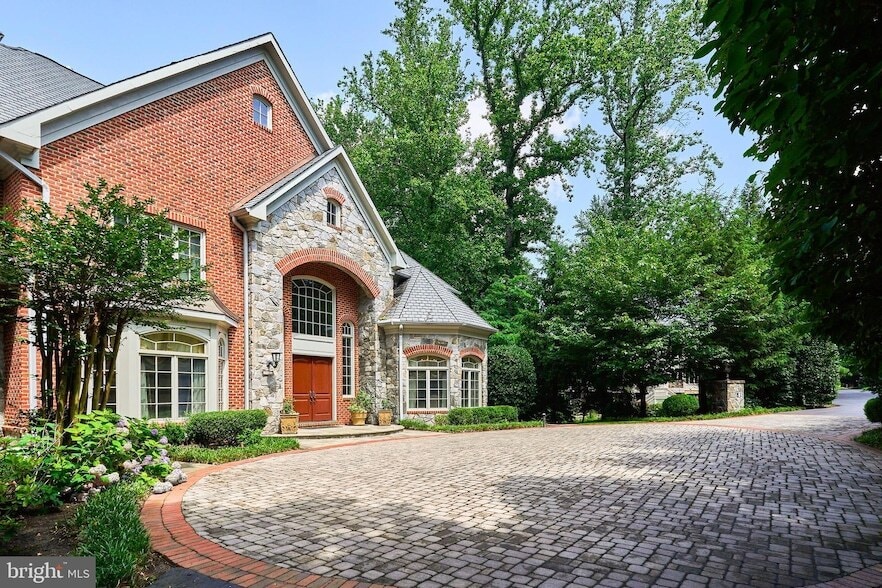 Primary Photo - 7841 Montvale Way