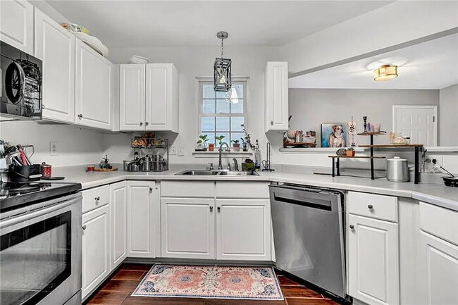 Foto del edificio - 175 Rock Moss Dr