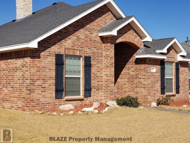 Building Photo - 7908 City View Dr