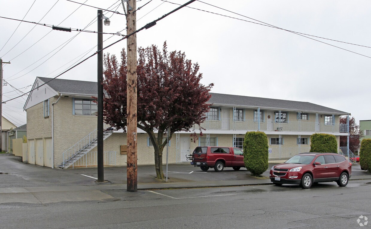 Primary Photo - Bel-Air Apts