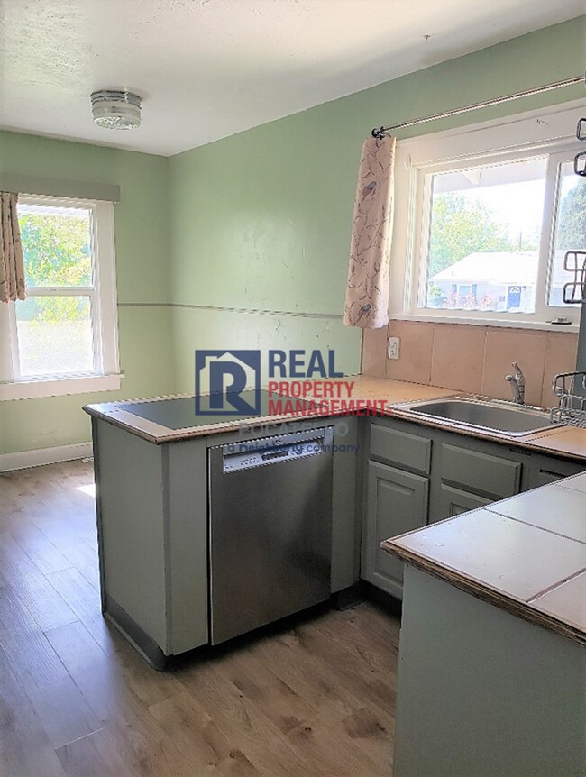 Foto del edificio - 605 S 11th Ave