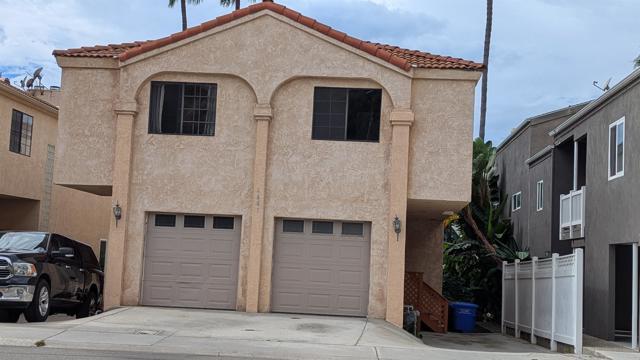 Building Photo - 4681 Park Dr