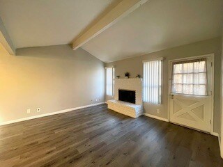 Foto del edificio - 6610 S Lakeshore Dr