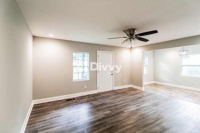Foto del edificio - 2146 Castlewood St