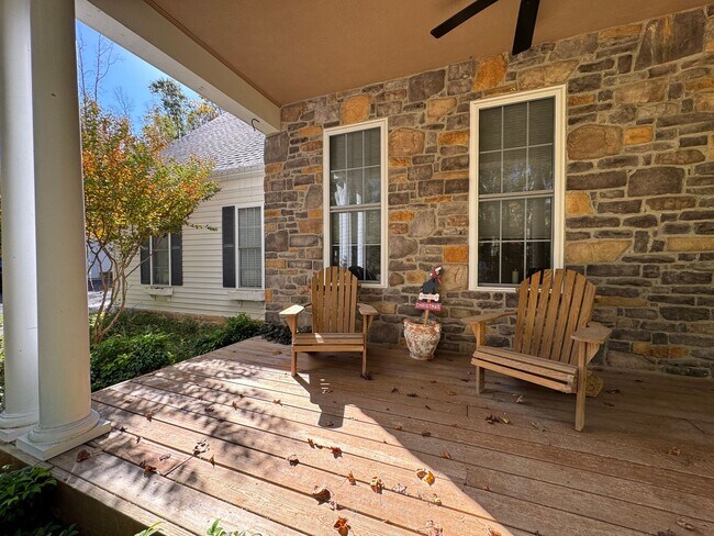 Building Photo - STUNNING SECLUDED HOME ON TREED ACRES - STAFFORD