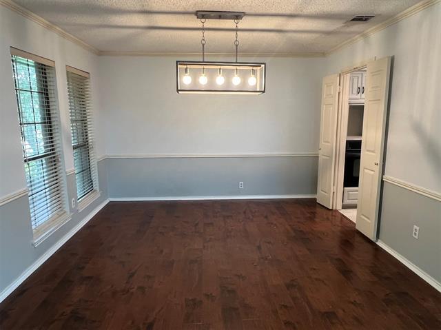 Foto del edificio - 741 Sparrow Ln