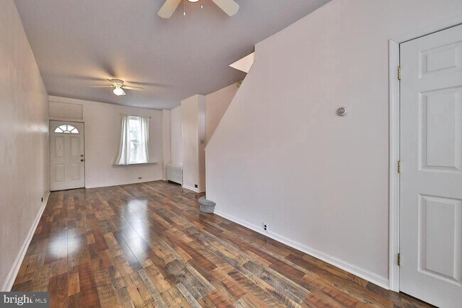 Foto del edificio - 3015 Salmon St
