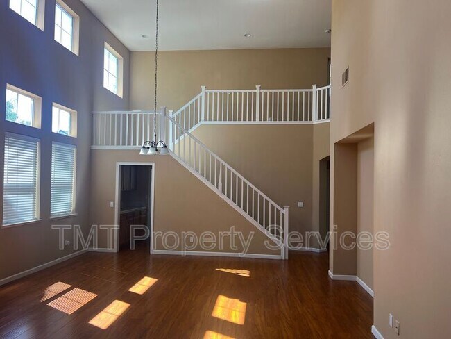 Building Photo - 3260 San Salvador St