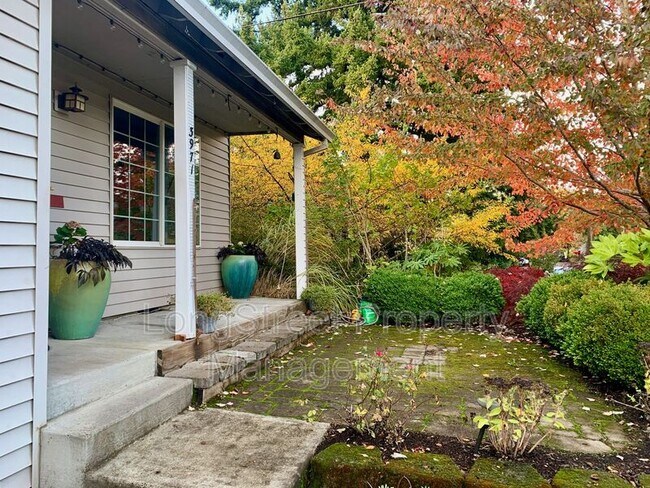 Photo - 3971 NE 10th Ave House