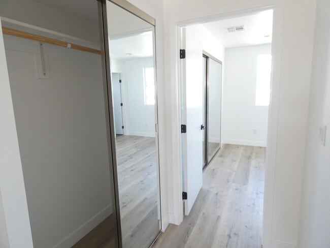 Foto del edificio - 5522 Barton Ave