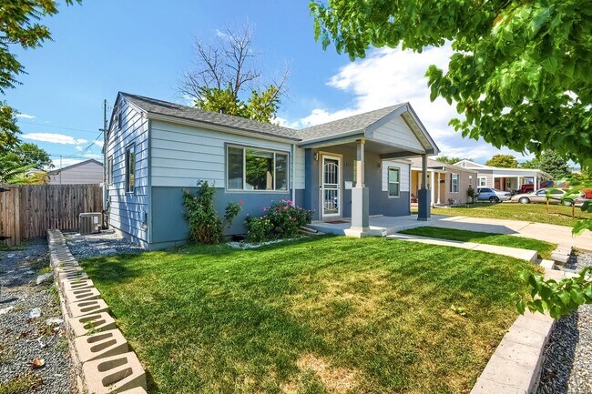 Foto del edificio - Three Bedroom Home in Denver!