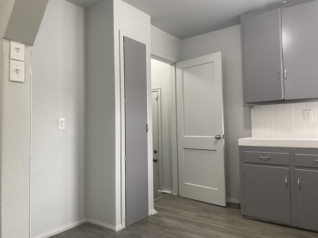 Building Photo - 19605 Ryan Rd