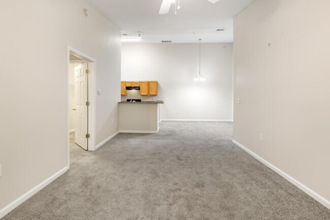 Foto del edificio - 7920 Merrill Rd