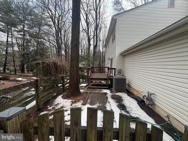 Foto del edificio - 3019 Millstream Ct