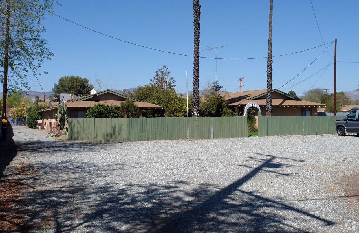 Foto principal - 40412 Mayberry Ave