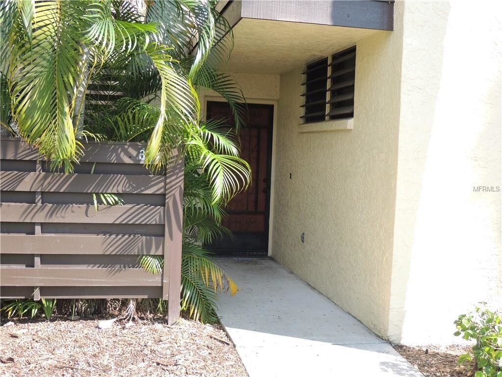 Primary Photo - 321 Timberlake Dr