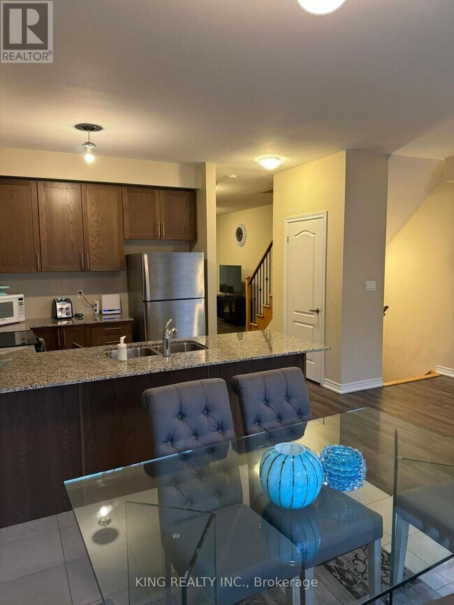 Photo du bâtiment - 8 Waterstone Way