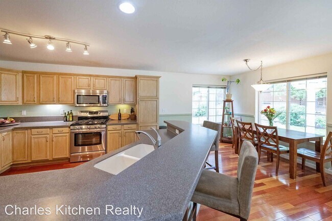 Building Photo - 5 br, 4 bath House - 2198 Court Side Circle