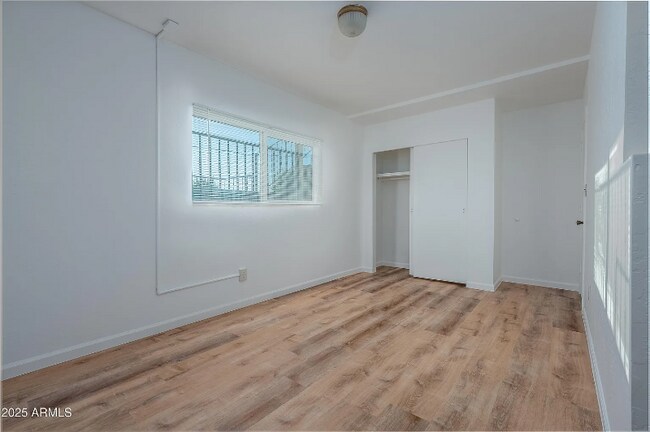 Foto del edificio - 385 S 4th St