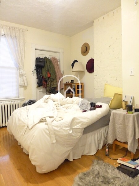 Foto del edificio - 22 Edgerly Rd