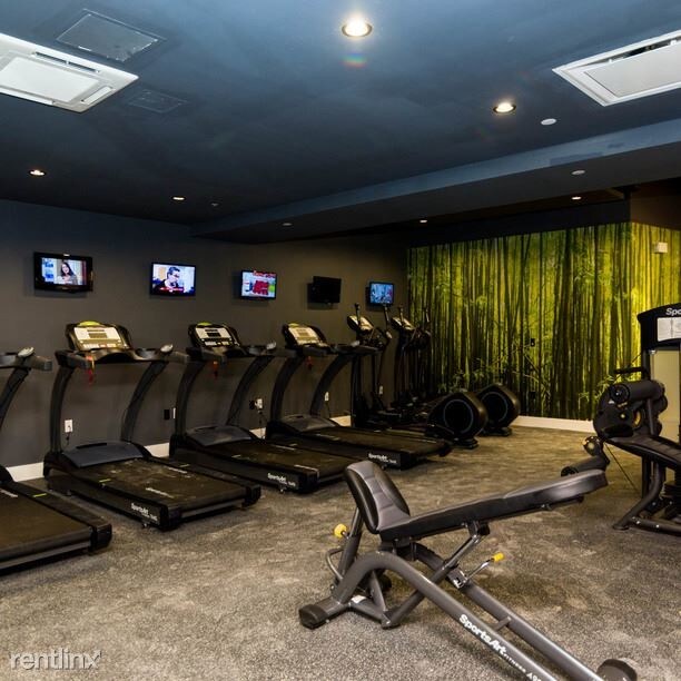 Foto del edificio - 581 Ocean Pkwy