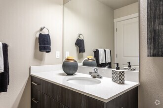 Studio, 1BA - 600 SF - West End District