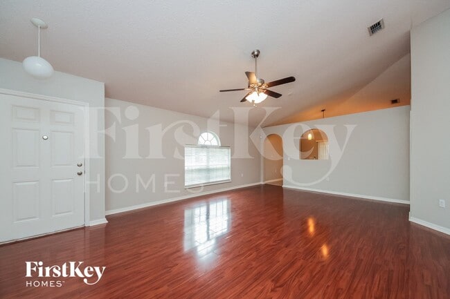 Foto del edificio - 3122 Whispering Trails St