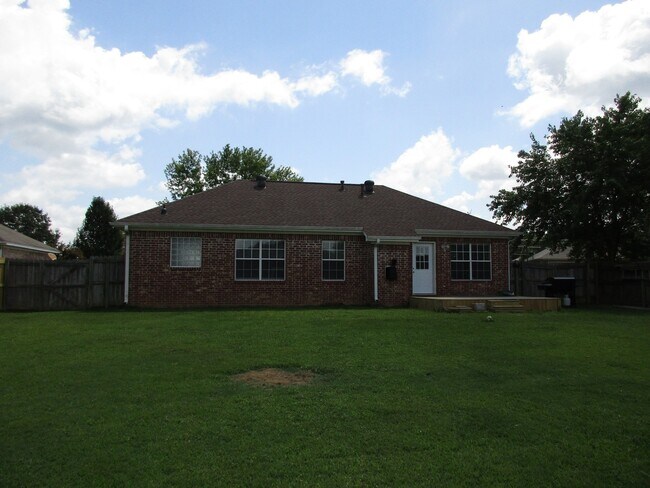 Foto del edificio - 32 Reno Dr