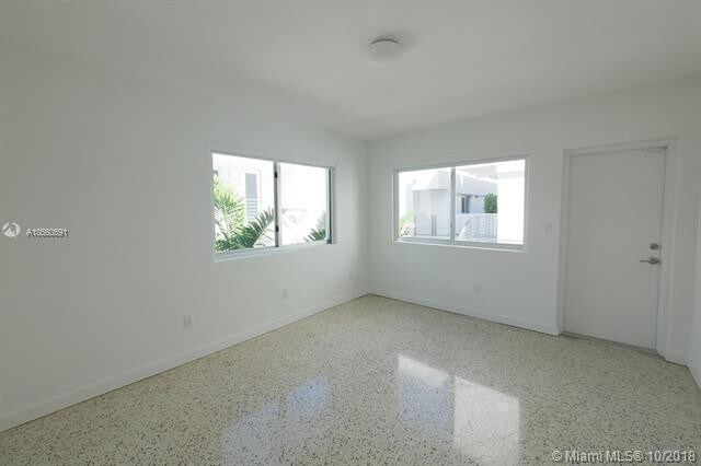 Foto del edificio - 643 Jefferson Ave