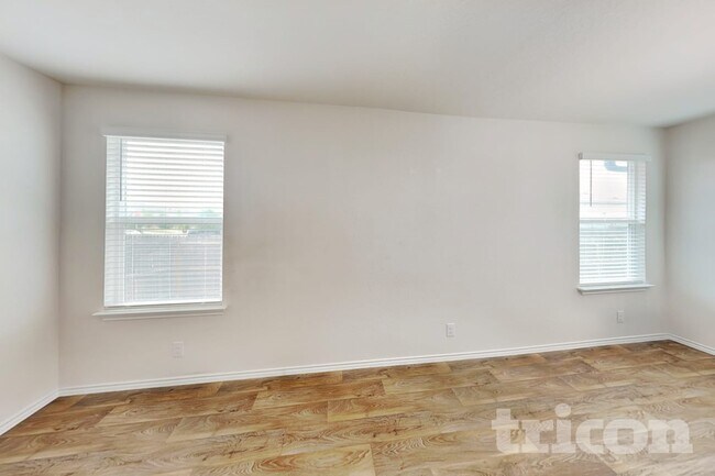Building Photo - 15406 Shortwing