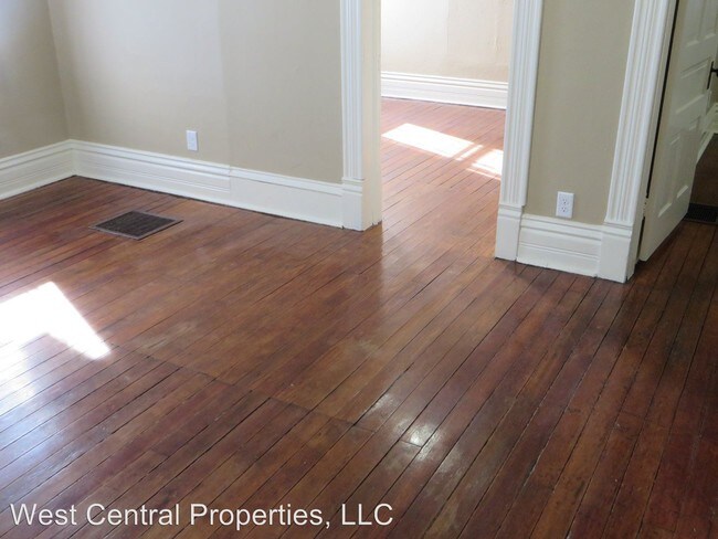 Building Photo - 1 br, 1 bath House - 422 Baker Street