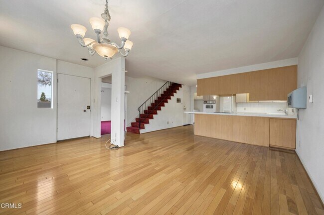 Foto del edificio - 2900 Montezuma Ave