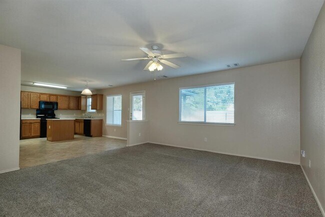 Foto del edificio - 2502 Marcus Abrams Blvd