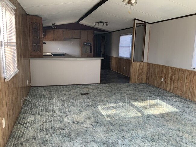 Building Photo - 21305 Highway 79